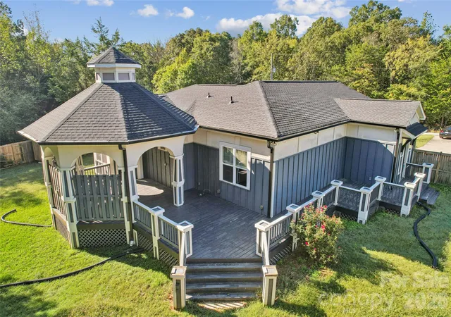 Photo 4 of Single family home for sale at 3403 Mary Elizabeth Church Rd, Waxhaw, NC 28173 | MLS# 4430194 | Listing updated on 2026-10-05