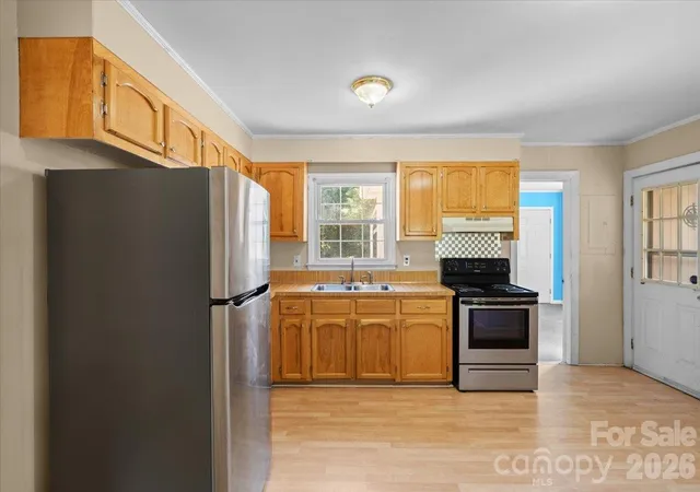 Photo 4 of Single family home for sale at 101 Cedar Ln, Mount Holly, NC 28120 | MLS# 4430215 | Listing updated on 2026-10-04