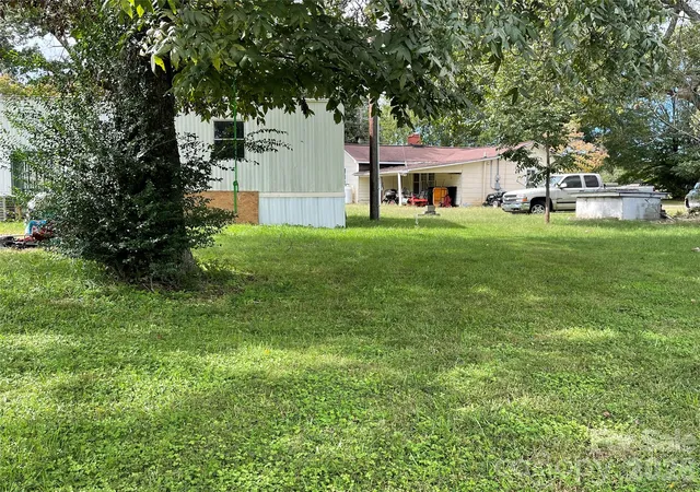 Photo 4 of Single family home for sale at 1161 Triplett Rd, Cleveland, NC 27013 | MLS# 4430216 | Listing updated on 2026-10-07