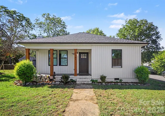 Single family home for sale at 2361 Myrtle Ave, Gastonia, NC 28052 | MLS# 4430220 | Listing updated on 2026-10-02