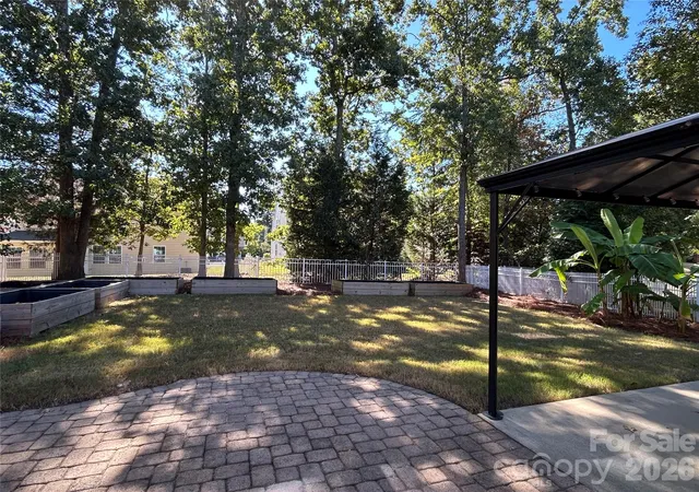 Photo 2 of Single family home for sale at 2712 Lawson Dr, Waxhaw, NC 28173 | MLS# 4430224 | Listing updated on 2026-10-09
