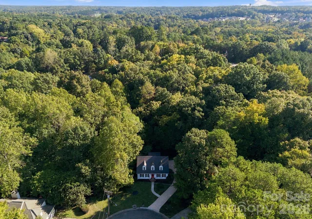Photo 2 of Single family home for sale at 205 Colonial Ave, Concord, NC 28025 | MLS# 4430236 | Listing updated on 2026-10-01
