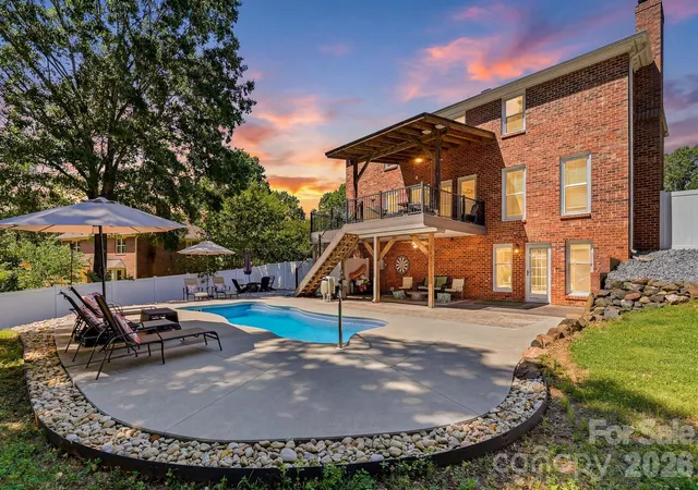 Photo 1 of Sale Pending at 7000 Tramore Ln, Clemmons, NC 27012 | MLS# 4430242 | Listing updated on 2026-10-06