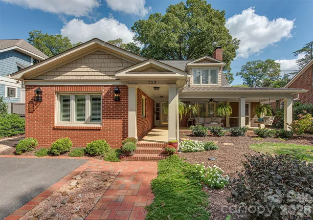 Photo 1 of Sale Pending at 723 Romany Rd, Charlotte, NC 28203 | MLS# 4430250 | Listing updated on 2026-10-08
