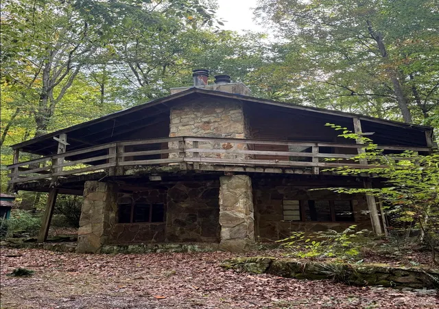 Single family home for sale at 71 Laurel Ridge Dr, Spruce Pine, NC 28777 | MLS# 4430252