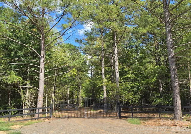 Photo 1 of Land for sale at 552 Midway Rd, Richburg, SC 29729 | MLS# 4430253 | Listing updated on 2026-10-02