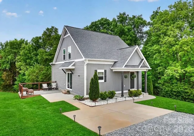 Photo 1 of Single family home for sale at 6109 Bunn Simpson Rd, Marshville, NC 28103 | MLS# 4430266 | Listing updated on 2026-10-16