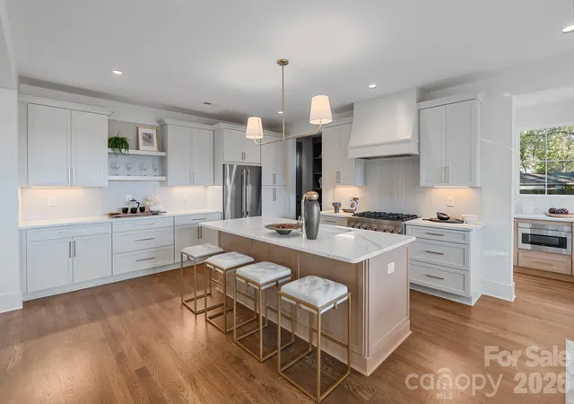 Photo 1 of Single family home for sale at 417 Plymouth Ave, Charlotte, NC 28206 | MLS# 4430277 | Listing updated on 2026-10-01