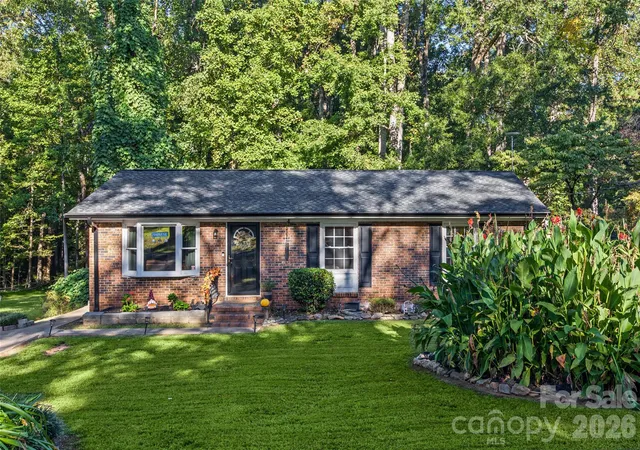 Photo 2 of Single family home for sale at 18 Northbrook Dr, York, SC 29745 | MLS# 4430293 | Listing updated on 2026-10-04