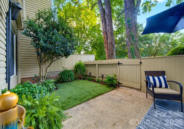 Photo 2 of Condo for sale at 5901 Quail Holw Rd #F, Charlotte, NC 28210 | MLS# 4430297 | Listing updated on 2026-10-04