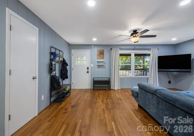 Photo 4 of Single family home for sale at 227 Cedar Hl Rd, Asheville, NC 28806 | MLS# 4430299 | Listing updated on 2026-10-05