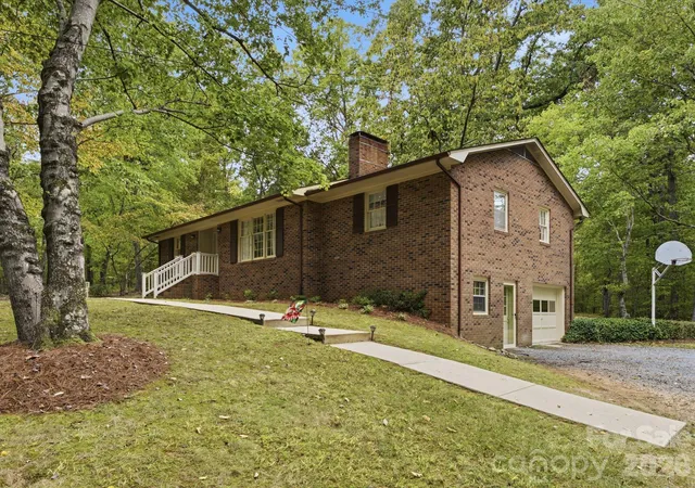 Photo 3 of Single family home for sale at 26729a Valley Dr, Albemarle, NC 28001 | MLS# 4430300 | Listing updated on 2026-10-15