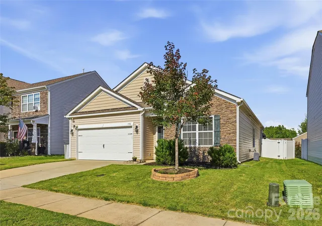 Photo 2 of Single family home for sale at 146 N Cromwell Dr, Mooresville, NC 28115 | MLS# 4430306 | Listing updated on 2026-10-06