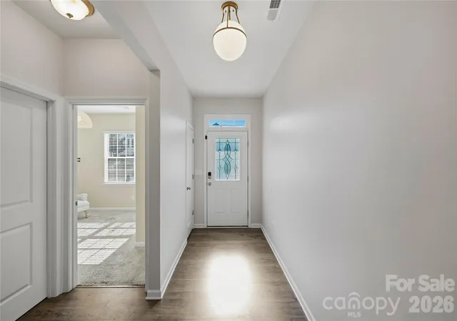Photo 3 of Single family home for sale at 146 N Cromwell Dr, Mooresville, NC 28115 | MLS# 4430306 | Listing updated on 2026-10-06