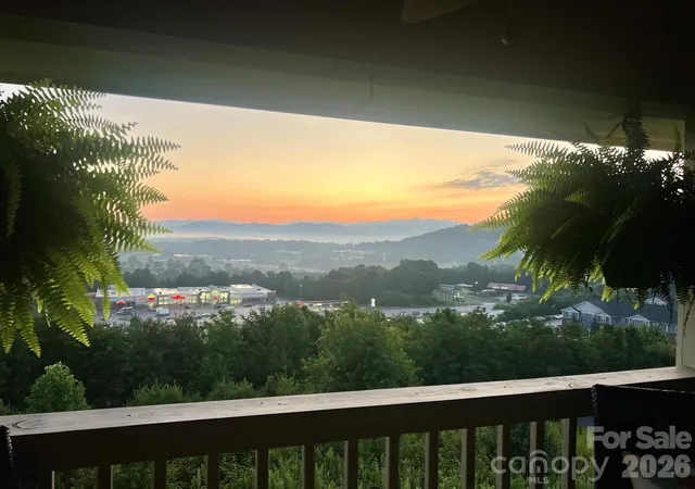 Condo for sale at 55 Rotunda Cir #1403, Asheville, NC 28806 | MLS# 4430318
