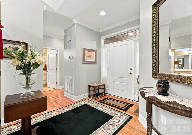 Photo 4 of Townhouse for sale at 220 Waterside Dr, Hendersonville, NC 28791 | MLS# 4430320 | Listing updated on 2026-10-10