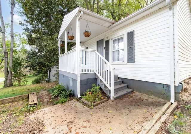 Single family home for sale at 603 8th Avenue, Gastonia, NC 28054 | MLS# 4430333