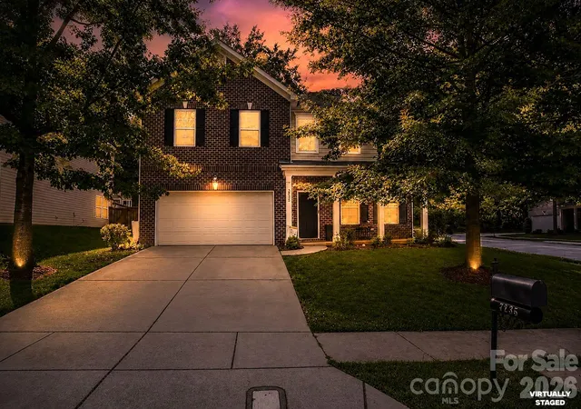 Photo 2 of Single family home for sale at 7235 Barefoot Forest Dr, Charlotte, NC 28269 | MLS# 4430339 | Listing updated on 2026-10-06