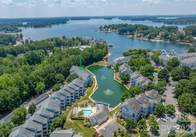 Photo 2 of Condo for sale at 18840 Nautical Dr #64, Cornelius, NC 28031 | MLS# 4430341 | Listing updated on 2026-10-02