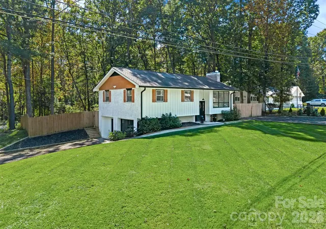 Photo 1 of Single family home for sale at 67 W Sweetbriar Ln, Etowah, NC 28729 | MLS# 4430342 | Listing updated on 2026-10-10