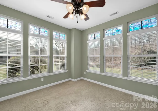 Photo 4 of Townhouse for sale at 4767 Polo Gate Blvd, Charlotte, NC 28216 | MLS# 4430343 | Listing updated on 2026-10-01