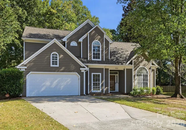 Photo 2 of Single family home for sale at 9122 Fairbridge Rd, Charlotte, NC 28277 | MLS# 4430344 | Listing updated on 2026-10-07