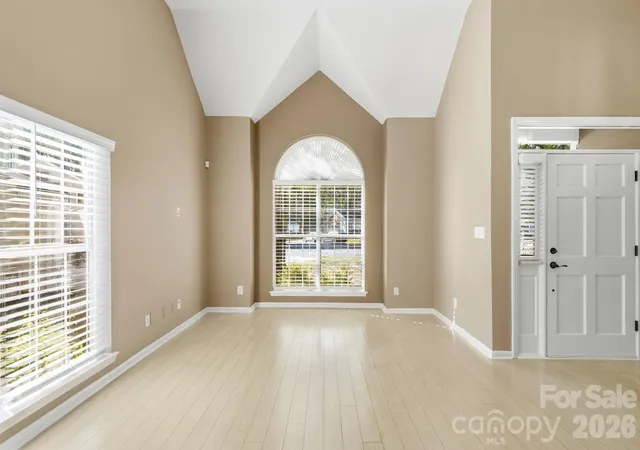 Photo 4 of Single family home for sale at 9122 Fairbridge Rd, Charlotte, NC 28277 | MLS# 4430344 | Listing updated on 2026-10-07