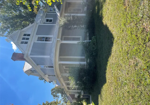 Photo 3 of Multi family home for sale at 334 Davie Ave, Statesville, NC 28677 | MLS# 4430351 | Listing updated on 2026-10-06
