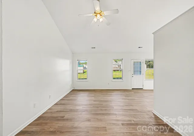 Photo 3 of Single family home for sale at 4415 Biesterfield Dr, Charlotte, NC 28216 | MLS# 4430353 | Listing updated on 2026-10-07
