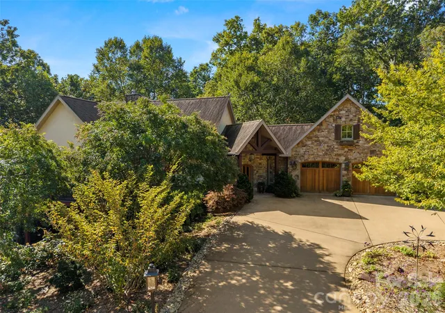 Photo 2 of Single family home for sale at 89 Emmas Grv Rd, Fletcher, NC 28732 | MLS# 4430360 | Listing updated on 2026-10-02