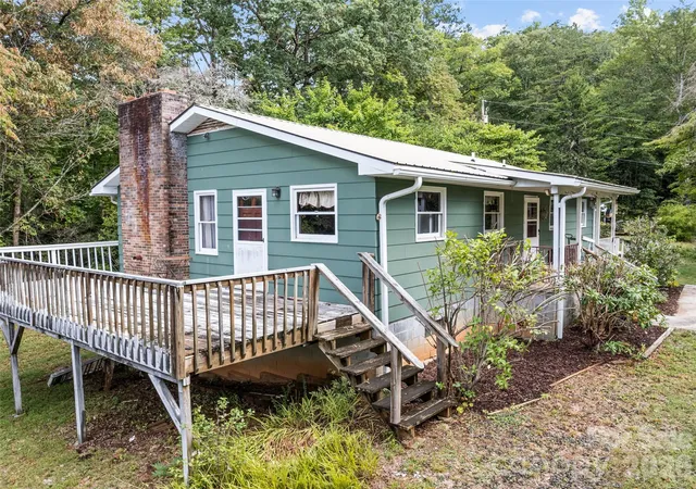 Photo 3 of Single family home for sale at 177 Mica Ridge, Sylva, NC 28779 | MLS# 4430368 | Listing updated on 2026-10-02