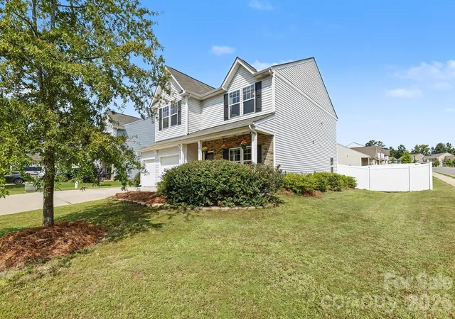 Photo 3 of Single family home for sale at 628 Gants Rd, York, SC 29745 | MLS# 4430385 | Listing updated on 2026-10-02
