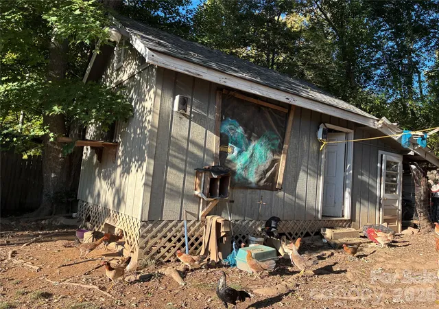 Photo 25 of Single family home for sale at 203 Regan St, East Flat Rock, NC 28726 | MLS# 4430392 | Listing updated on 2026-10-07