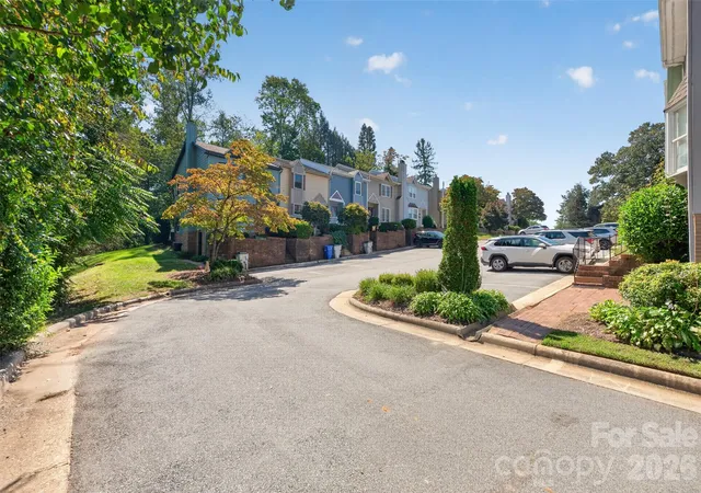 Photo 2 of Townhouse for sale at 623 College Ave Sw, Lenoir, NC 28645 | MLS# 4430394 | Listing updated on 2026-10-06