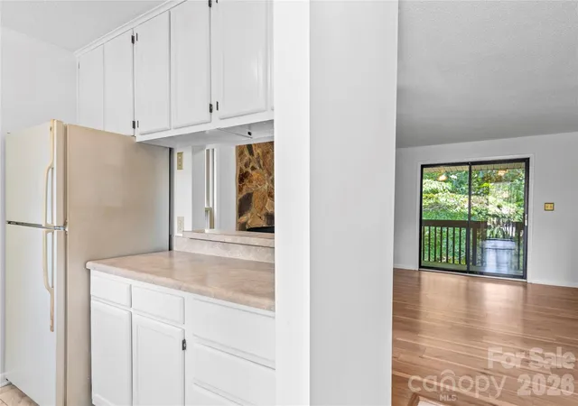 Photo 4 of Condo for sale at 178 Driftwood Ln, Winston Salem, NC 27104 | MLS# 4430407 | Listing updated on 2026-10-05