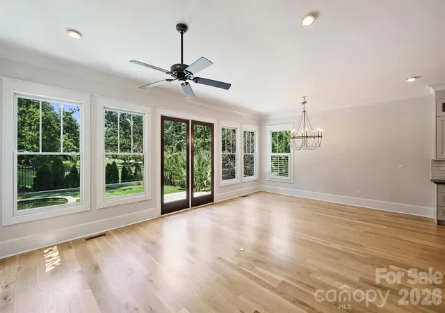 Photo 3 of Townhouse for sale at 1111 Pierce St, Charlotte, NC 28203 | MLS# 4430434 | Listing updated on 2026-10-08