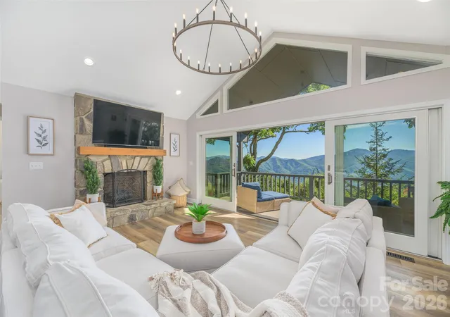 Photo 2 of Single family home for sale at 465 Leatherwood Rd, Maggie Valley, NC 28751 | MLS# 4430446 | Listing updated on 2026-10-05