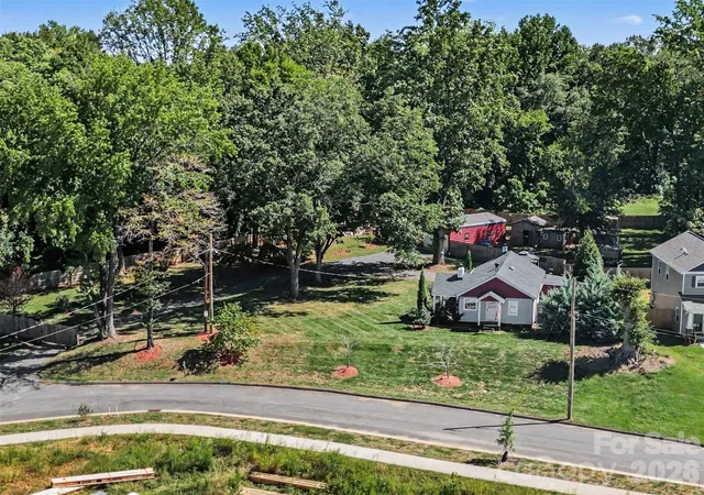 Land for sale at 3009 New Pineola Rd, Charlotte, NC 28208 | MLS# 4430452