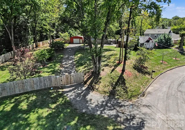 Photo 2 of Land for sale at 3009 New Pineola Rd, Charlotte, NC 28208 | MLS# 4430452 | Listing updated on 2026-10-12