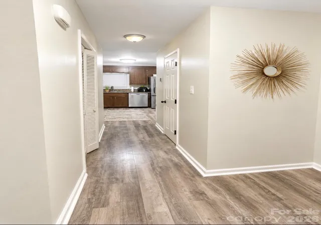 Photo 2 of Single family home for sale at 7332 Cedarbrook Dr, Charlotte, NC 28215 | MLS# 4430455 | Listing updated on 2026-10-09