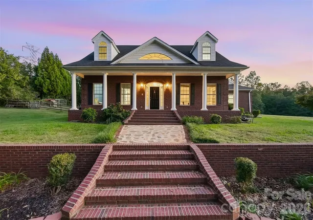 Photo 1 of Single family home for sale at 498 Johnson Dairy Rd, Mooresville, NC 28115 | MLS# 4430458 | Listing updated on 2026-10-05