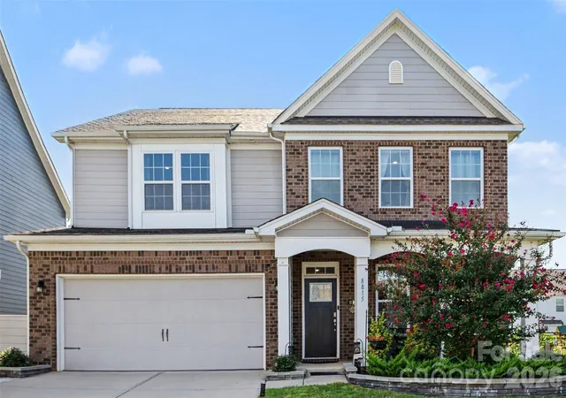 Photo 1 of Single family home for sale at 8815 Mangfall Ln, Fort Mill, SC 29707 | MLS# 4430461 | Listing updated on 2026-10-15