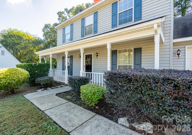 Photo 3 of Single family home for sale at 14200 Lavender Tr Ct, Charlotte, NC 28273 | MLS# 4430462 | Listing updated on 2026-10-08