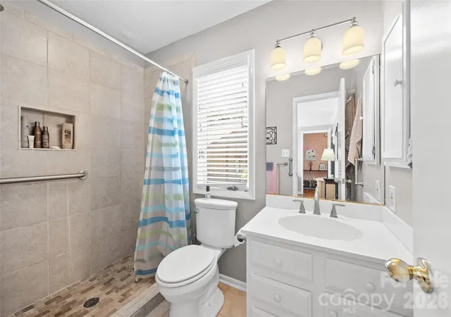 Listing Photo 5 - Condo for sale in building located at 12 Marina Rd, Clover, SC 29710