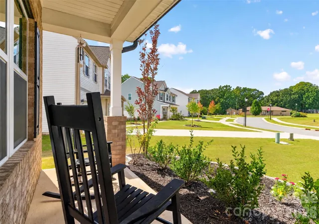 Photo 3 of Single family home for sale at 1130 Zettie Ave, Kannapolis, NC 28083 | MLS# 4430467 | Listing updated on 2026-10-11