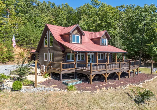 Photo 1 of Single family home for sale at 642 Mountain Lookout Dr, Bostic, NC 28018 | MLS# 4430470 | Listing updated on 2026-10-04