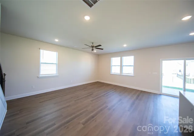 Photo 3 of Single family home for sale at 539 Larragan Dr, Denver, NC 28037 | MLS# 4430471 | Listing updated on 2026-10-03
