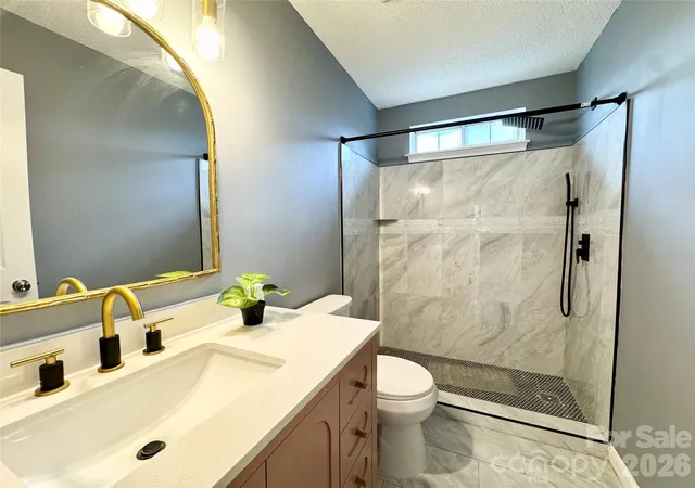 Photo 3 of Single family home for sale at 1634 Pamela Lorraine Dr, Charlotte, NC 28213 | MLS# 4430476 | Listing updated on 2026-10-07