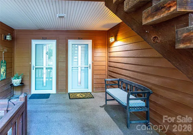 Photo 4 of Condo for sale at 73 Toxaway Views Dr #304, Lake Toxaway, NC 28747 | MLS# 4430487 | Listing updated on 2026-10-06