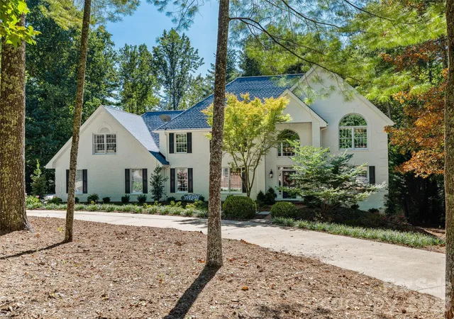 Photo 1 of Single family home for sale at 12 Dunnwoody Dr, Arden, NC 28704 | MLS# 4430491 | Listing updated on 2026-10-02